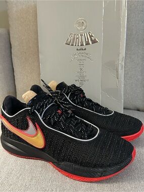 Nike LeBron XX 20 "Trinity" sneakers